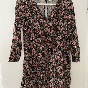 Floral Dress - Old Navy Medium 3/4 sleeve dress